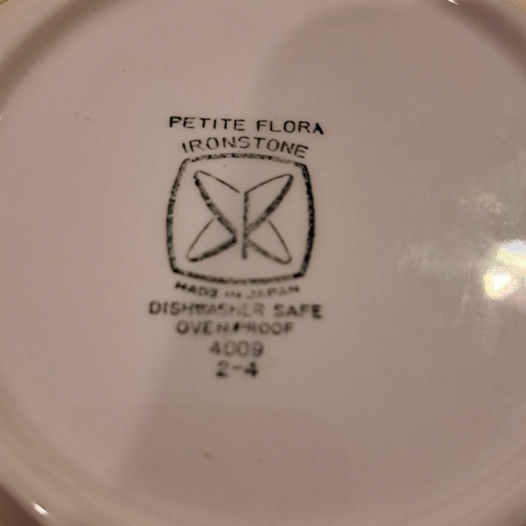 Vintage 1970 Petite Flora Set - Picture 9 of 13